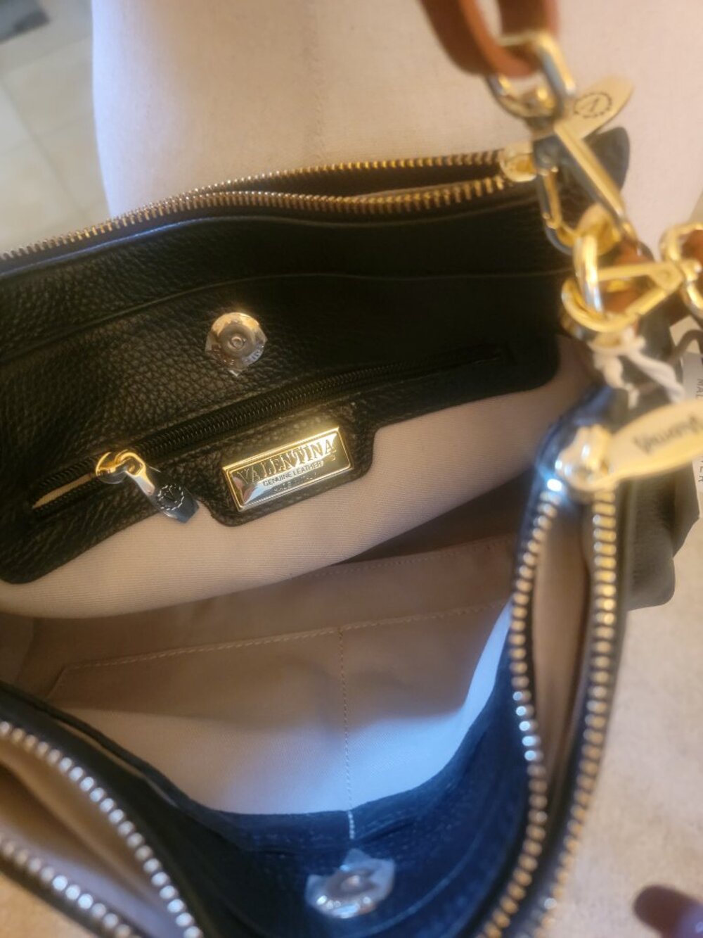Valentina Italia Genuine Leather Crossbody Bag Black & Cognac NWT Made in Italy - Picture 7 of 11